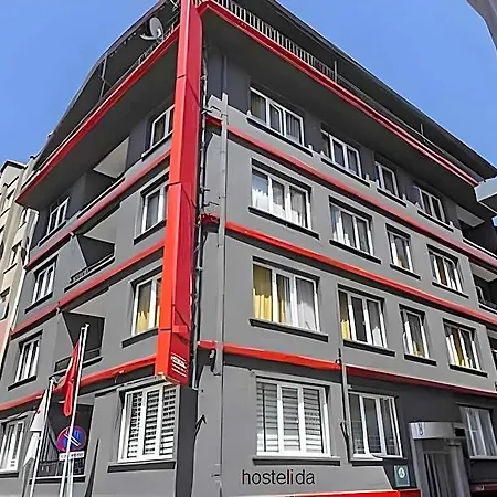 Hostelida Akhan