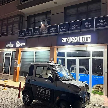 Hostelida